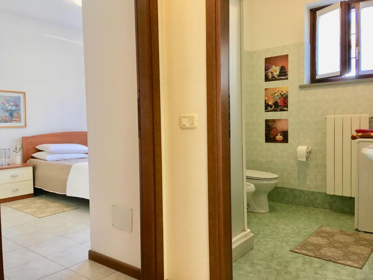 Irina'S House With View On Like And Swimming Pool Apartment Riva di Solto Luaran gambar